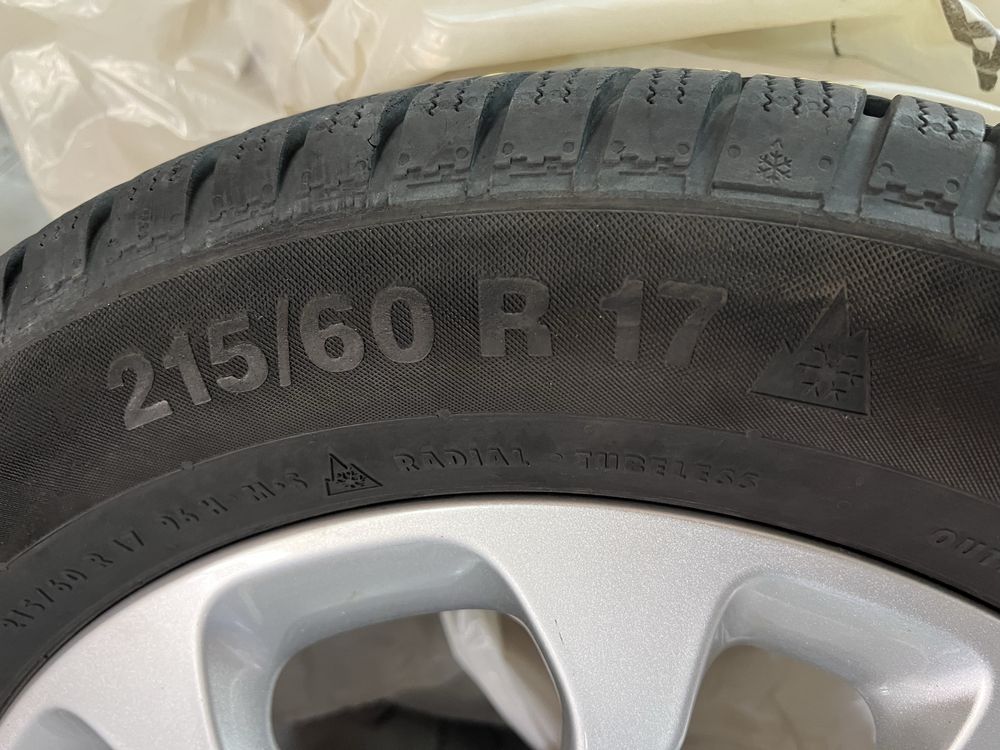 Sprzedam kpl. kół z oponami zimowymi do mercedesa