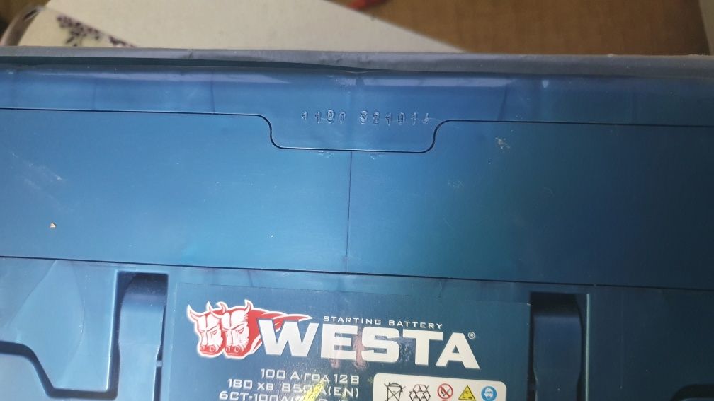 Продам Акумулятор автомобільний Westa 6CT-100 А