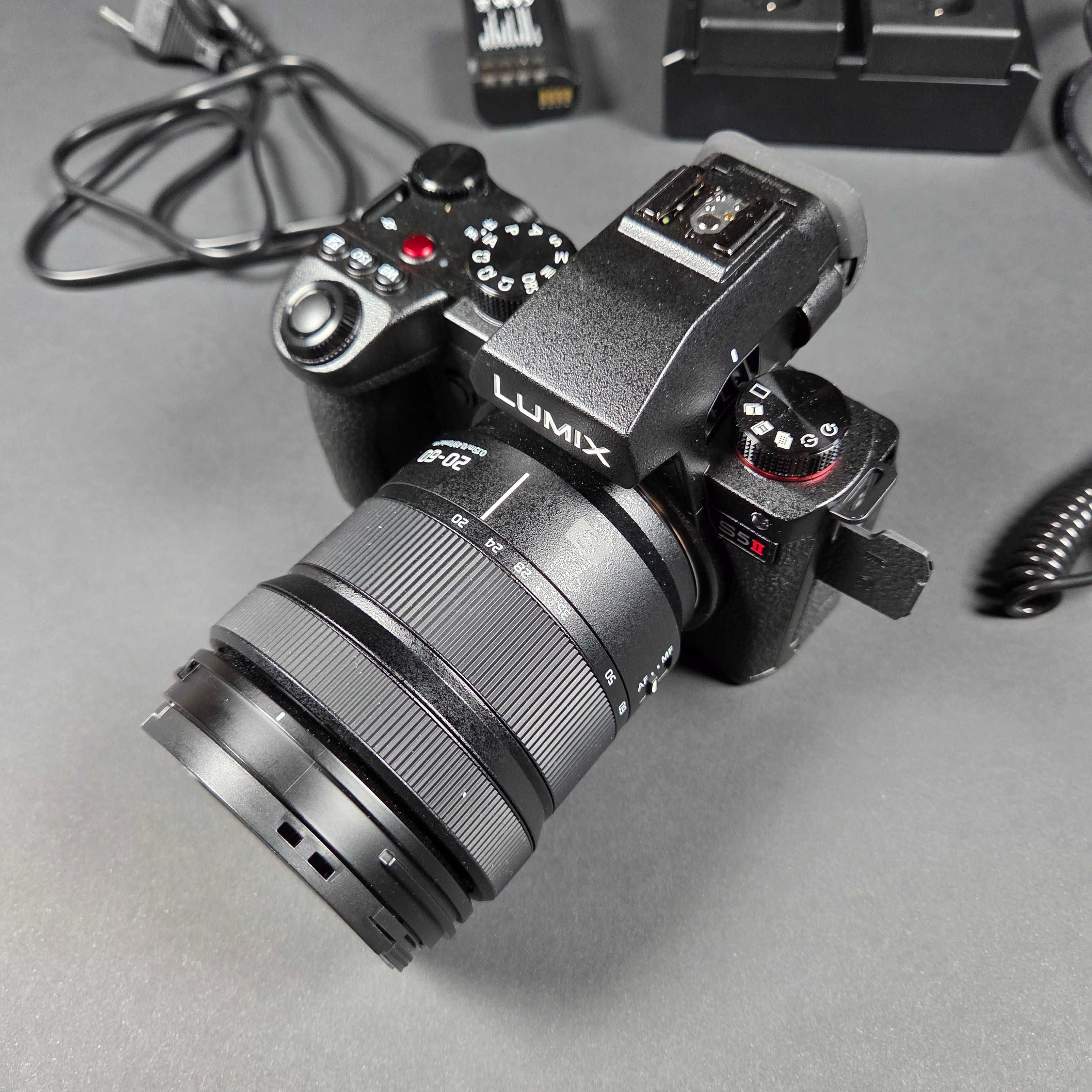 Aparat Panasonic LUMIX S5II + obiektyw 20-60mm + dodatki