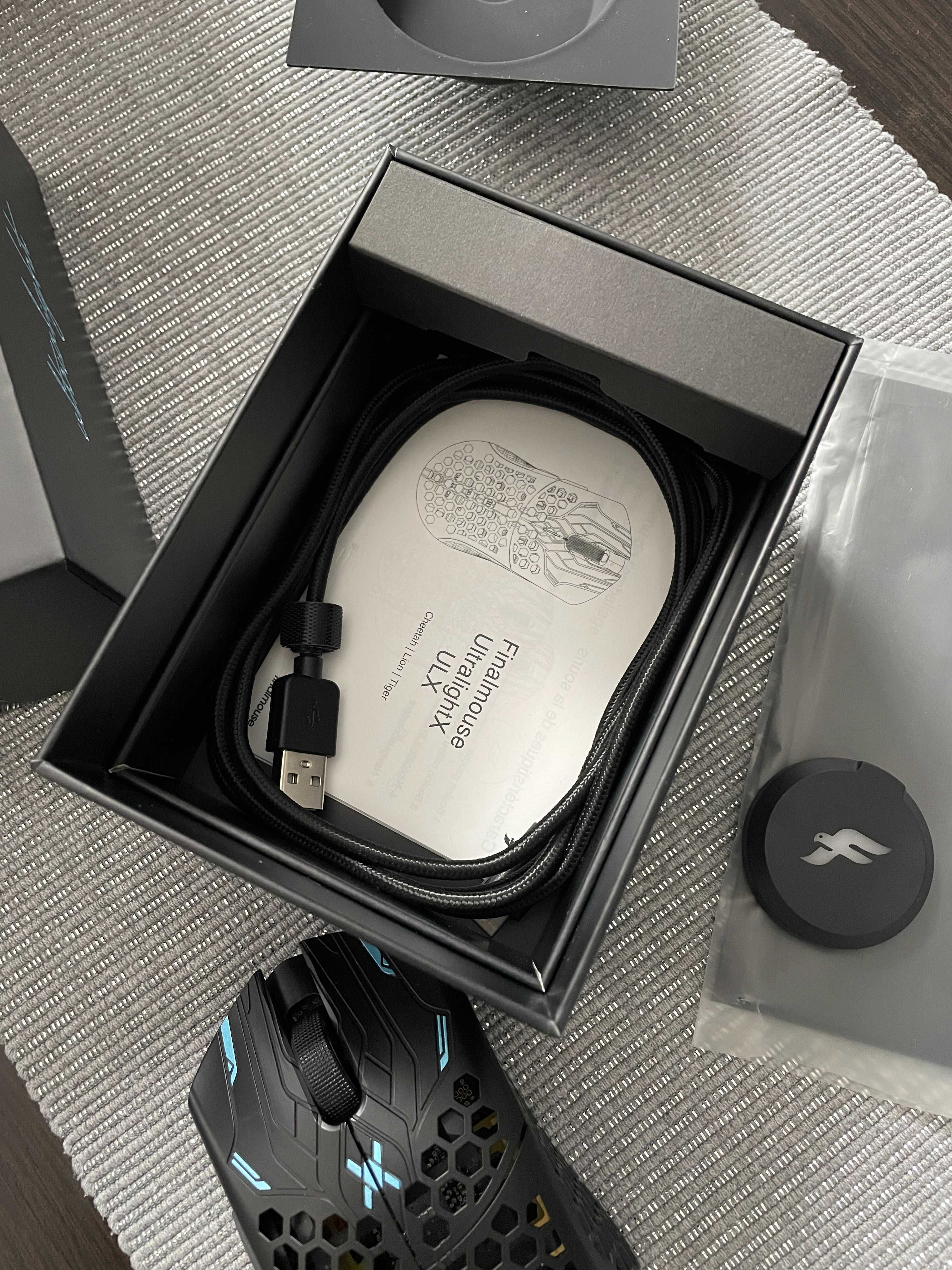 Finalmouse UltralightX Phantom Lion (M)