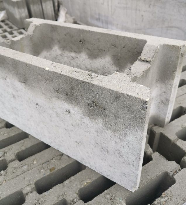 Pustak szalunkowy 24x24x50 cm — 4,58 zł/szt — Najlepsza oferta!