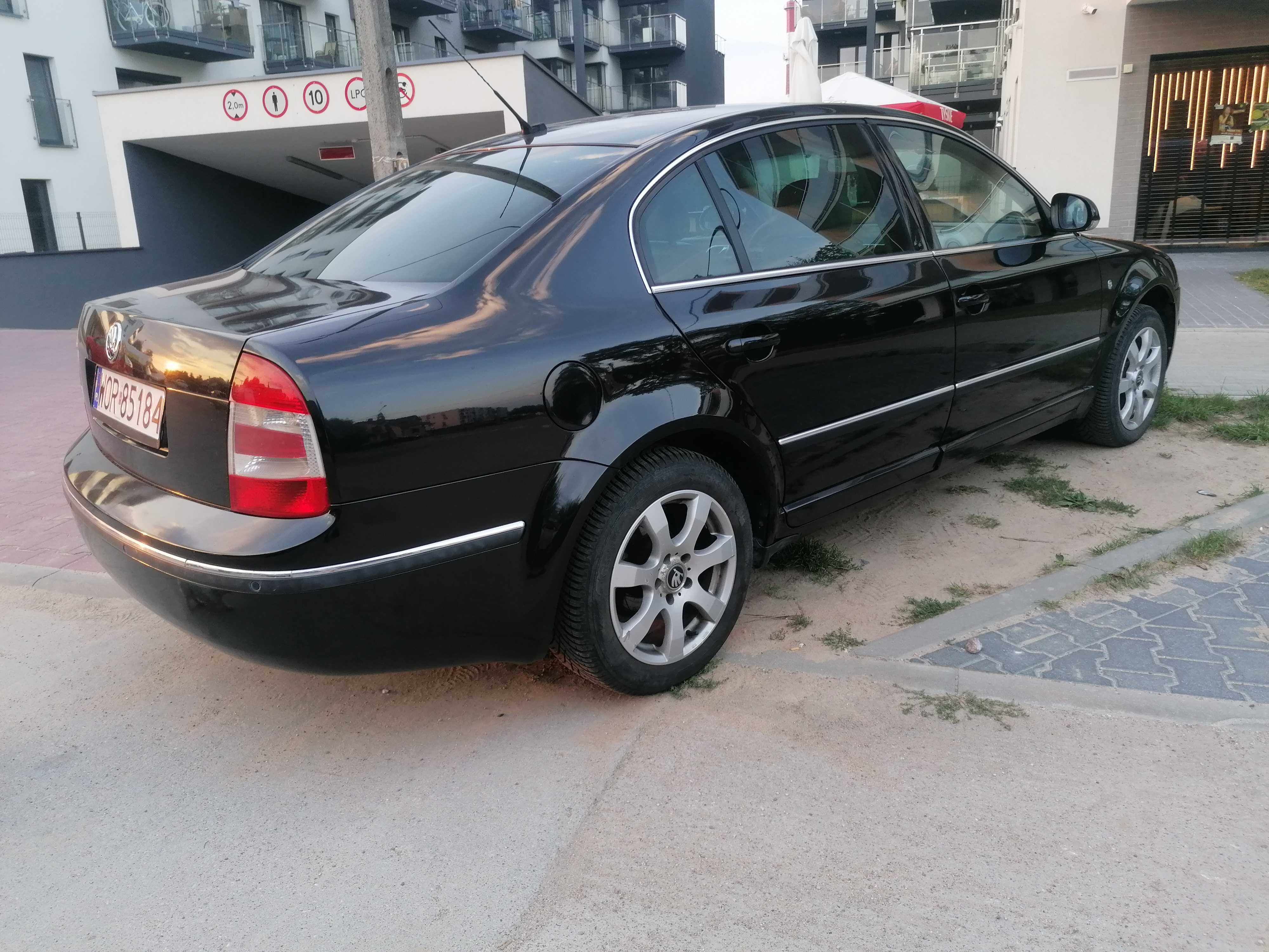 Piękna Skoda Superb 2,8l z gazem 2007r