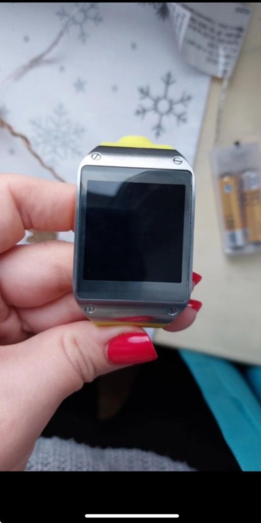 Samsung galaxy gear V700