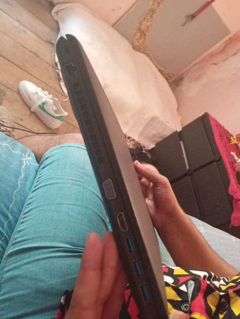 Estou a vender um computador i5