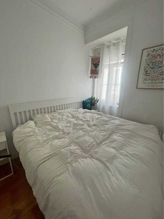 Cama casal 180x200 cm com estrado — IKEA IDANÄS + LÖNSET