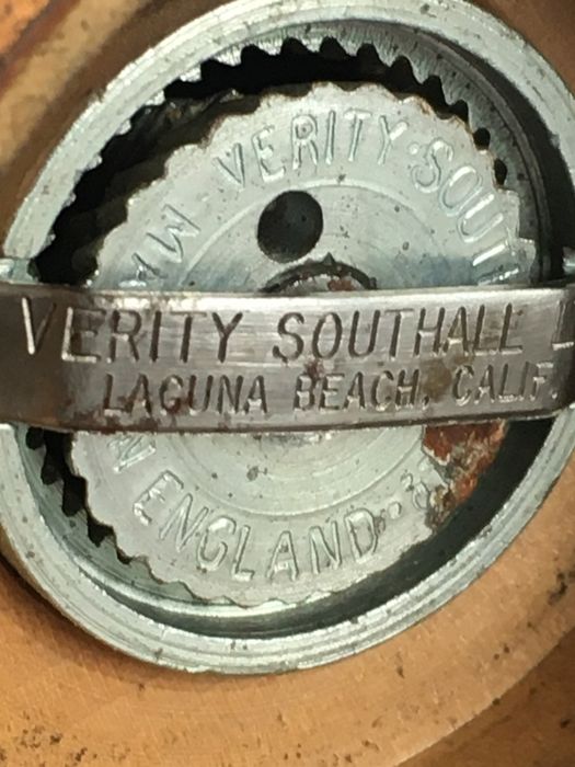 Solniczka, pieprzniczka - młynek do pieprzu Verity Southall lata 50/70