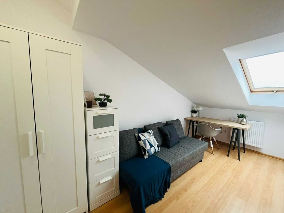 Duży POKÓJ, CENTRUM, ul. Staszica- październik GRATIS, bez prowizji