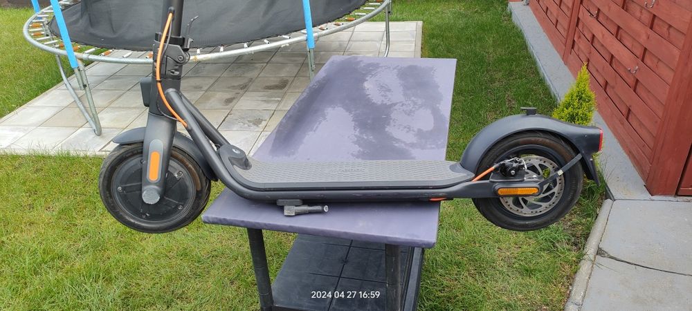Hulajnoga Segway NINEBOT f30e