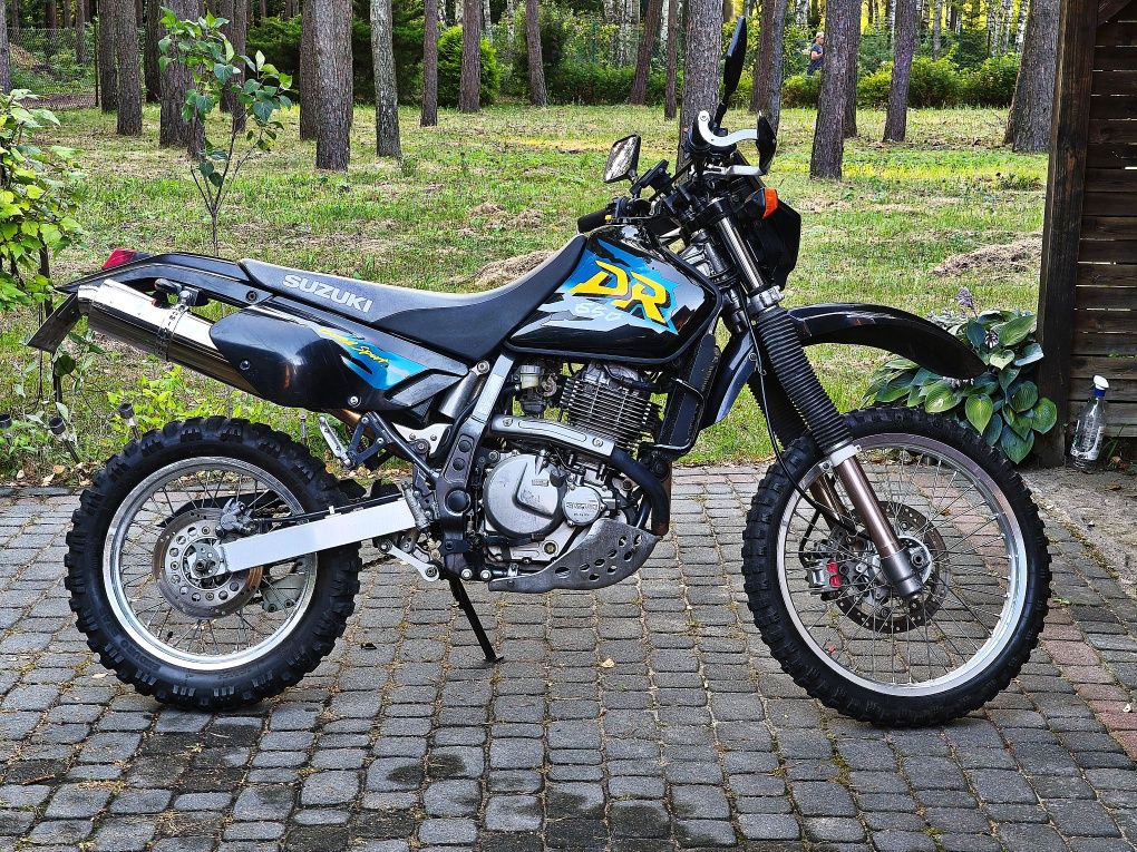 Suzuki Dr 650se kultowy klasyk w idealnym stanie