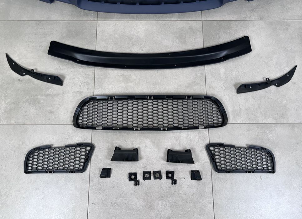 Передний бампер BMW F10 стиль M5 без парктроников бмв м5 ф