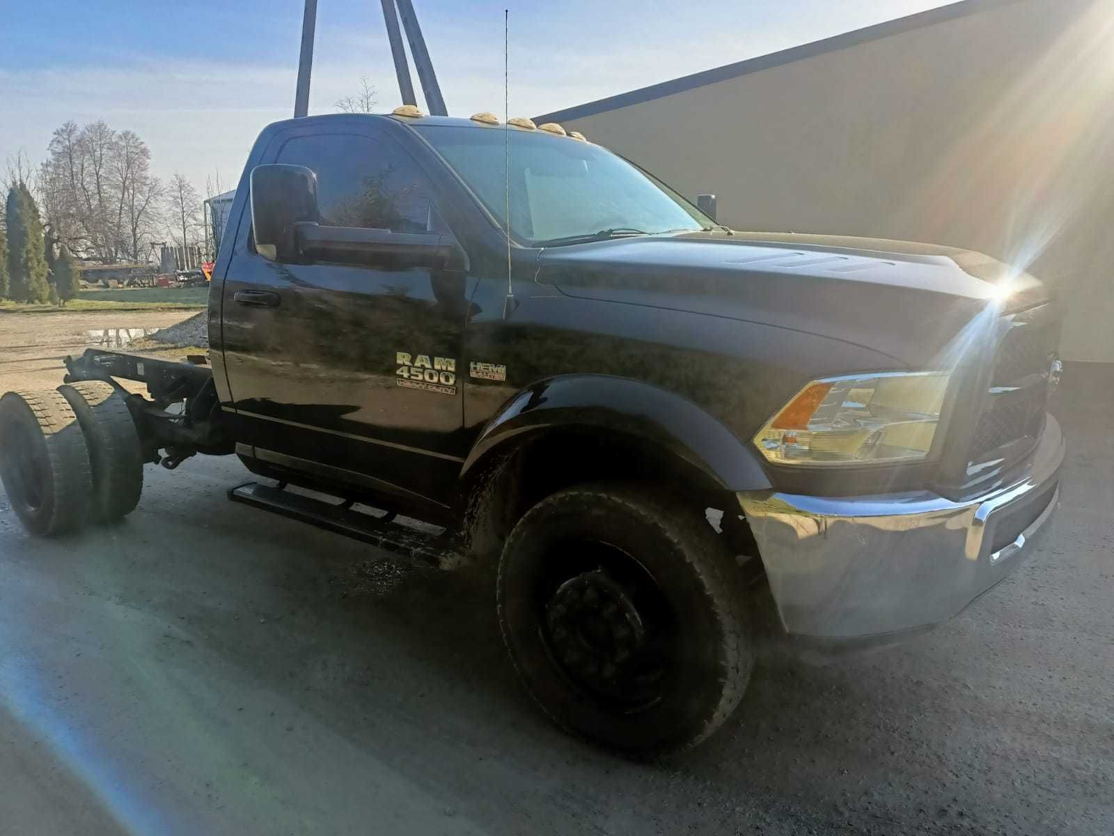 Dodge Ram 4500  6,4 HEMI bliźniaki