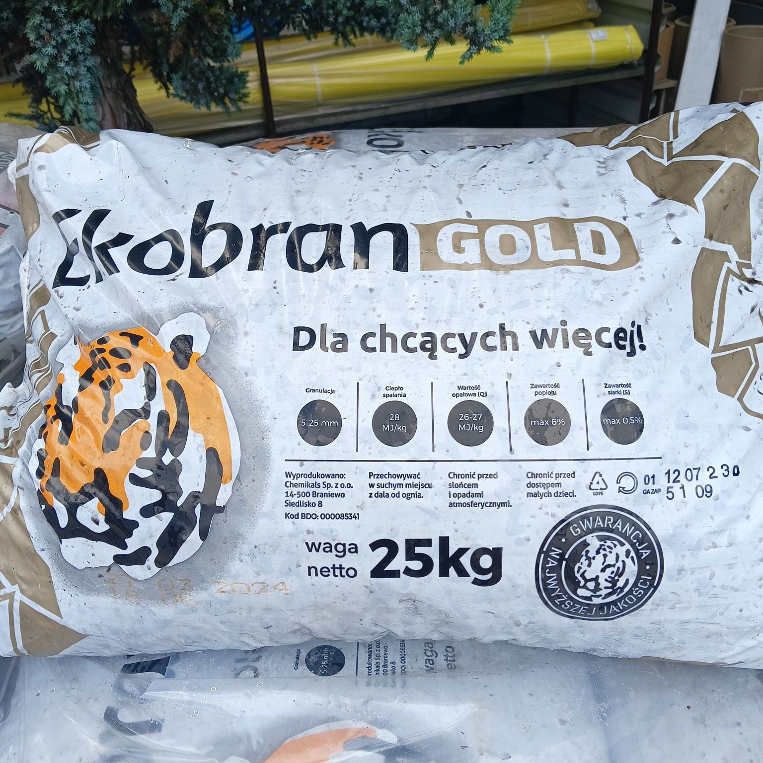 Brykiet torfowy ,Węgiel Blacha, trapezowa DOSTĘPNY
