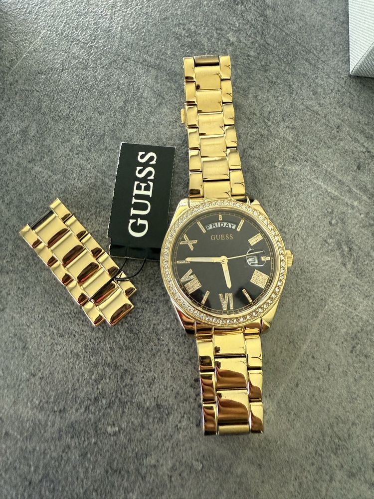 Sprzedam zegarek GUESS stan bardzo dobry