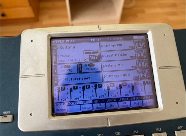 Продам korg pa 800