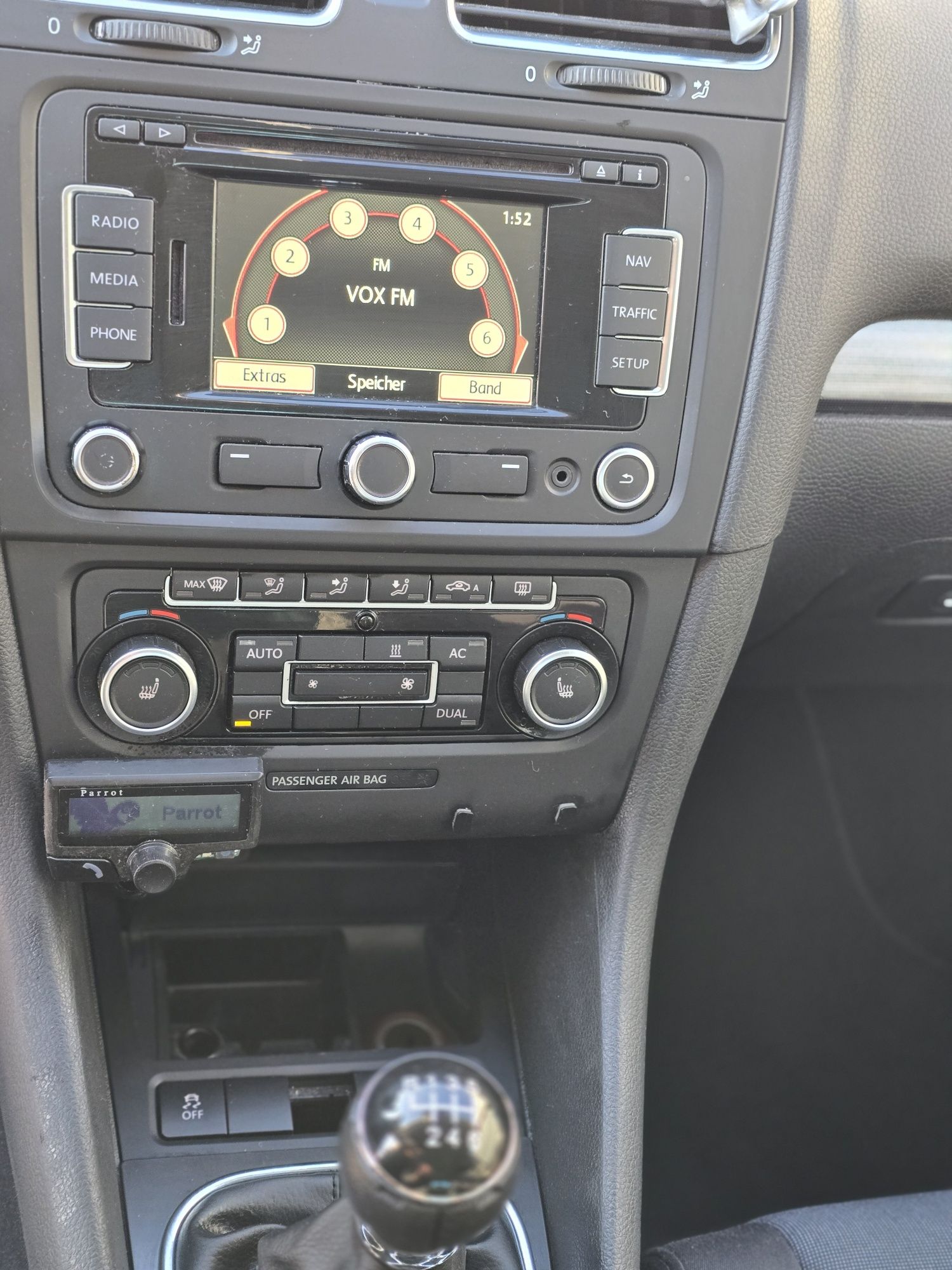 VW Golf VI 1.4 TSI 122km Style webasto alu 17 nawigacja 5 drzwi