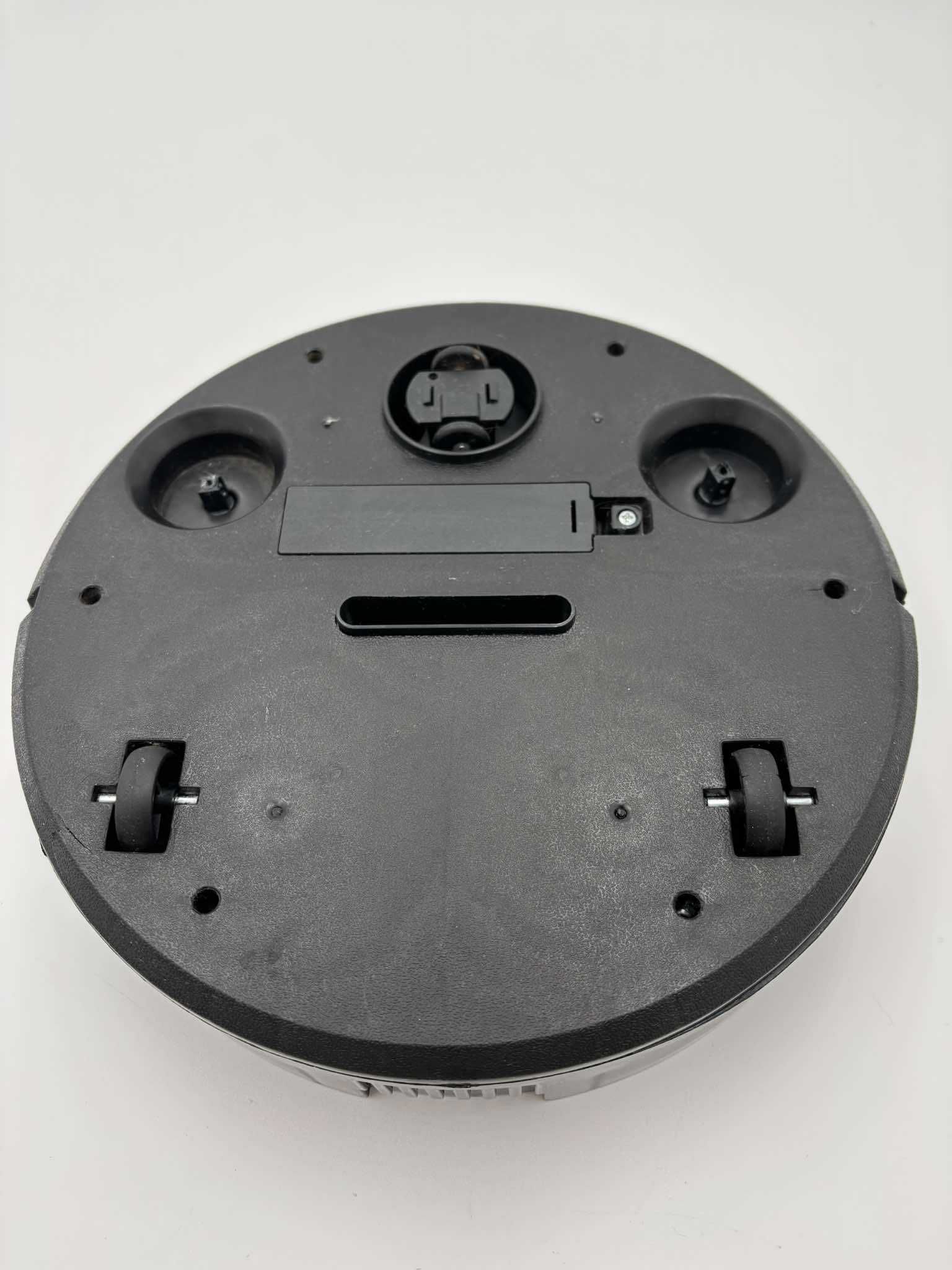automatyczny robot sprzątający zamiatający 3w1 UŻYWANY