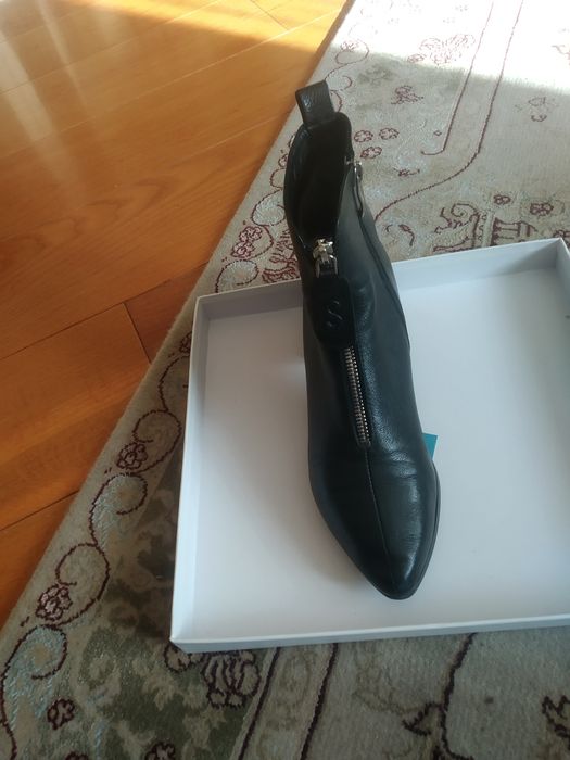 Жіночі напівчоботи, осіінні, розмір 39, чорного кольору