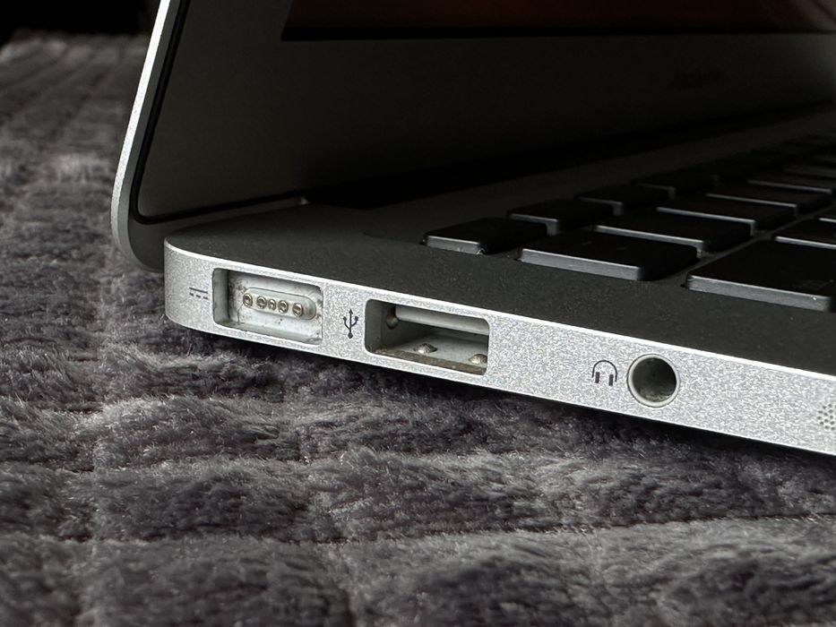 MacBook Air 13" Late 2010 | Sprawny