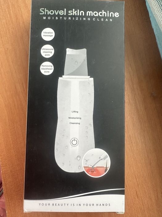 Скрабер для чищення обличчя