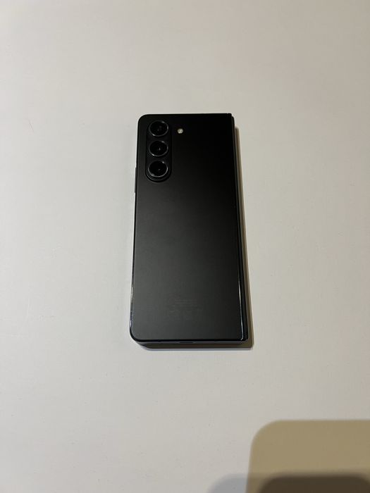 Samsung Galaxy Z Fold 5