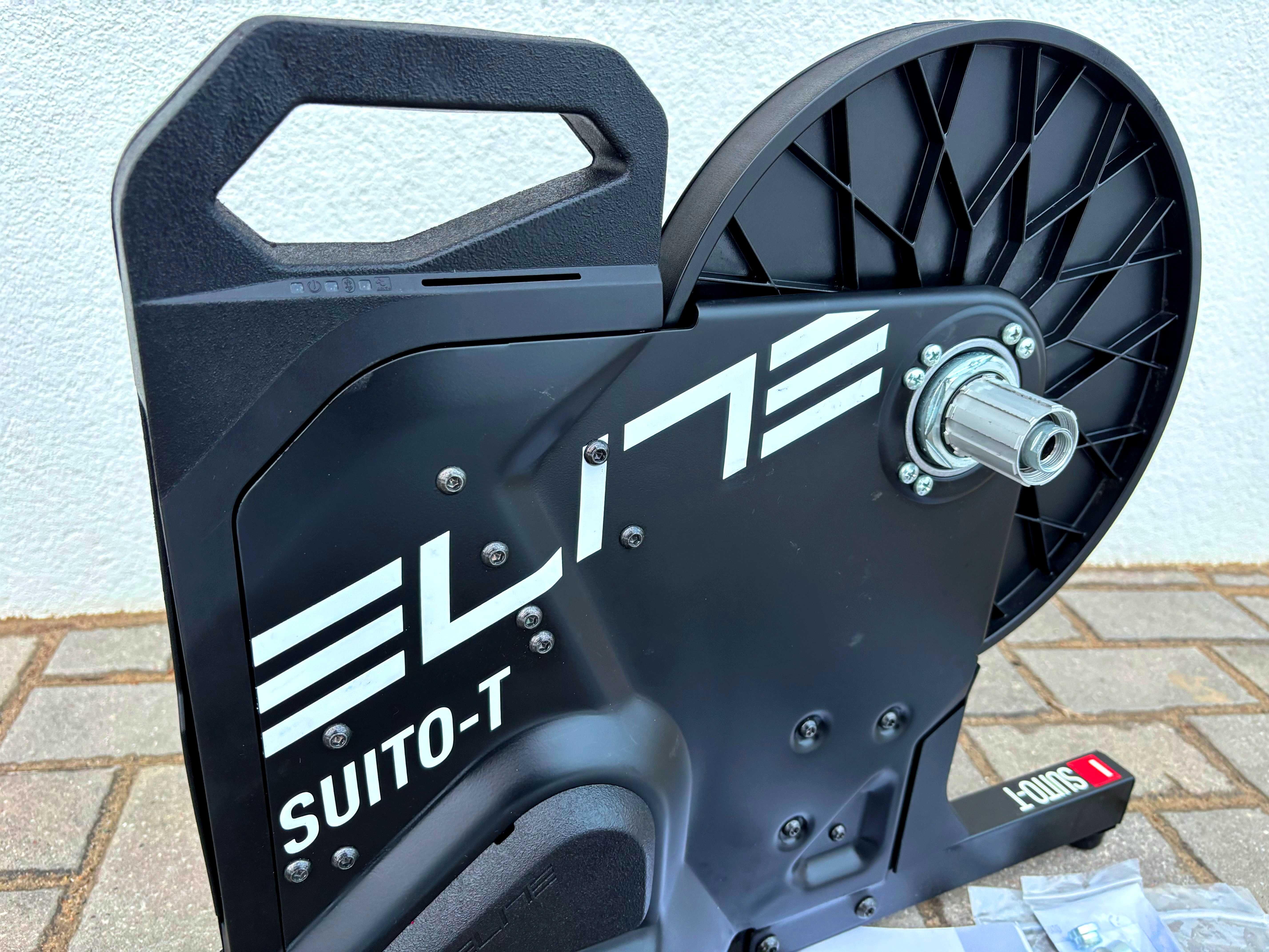 WYPRZEDAŻ z 3199zł Trenażer interaktywny * ELITE Suito-T * Rowerowy