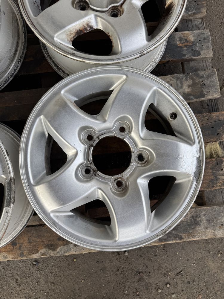 Kia Suzuki Нива R15 диски 5/139.7