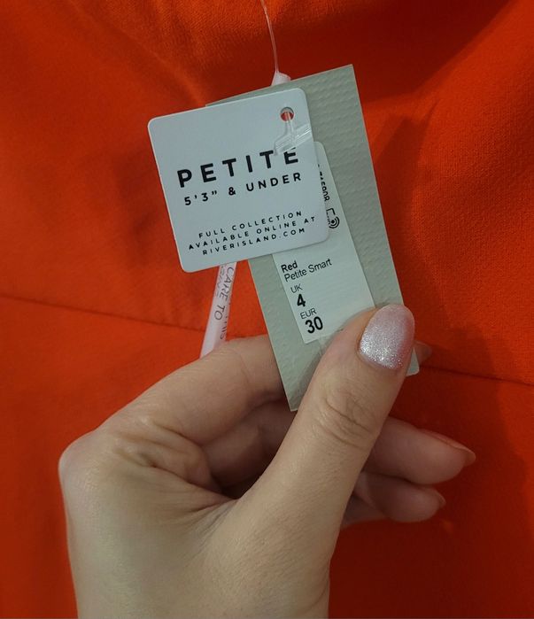 Nowa przepiękna dopasowana sukienka asymetryczna bez ramiączek XS