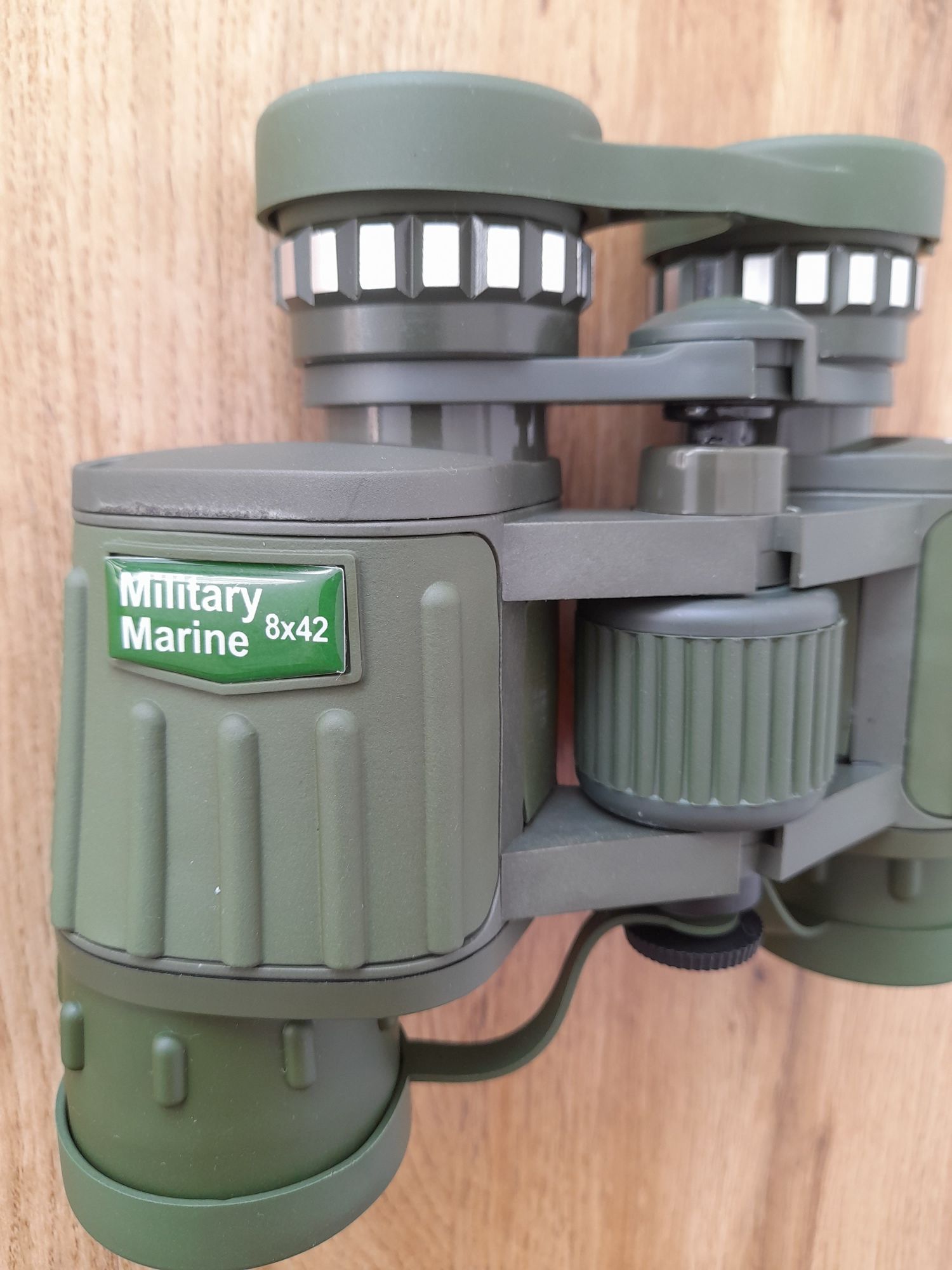 Lornetka Seeker- Military Marine 8X42