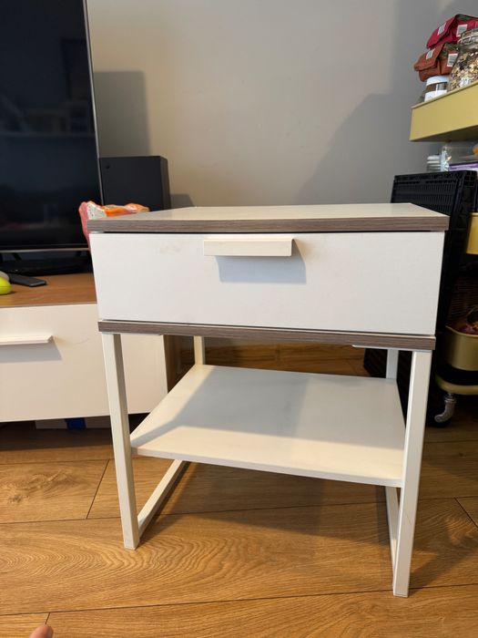 Stolik nocny TRYSIL Ikea