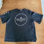 T-shirt kappa L czarna z białymi napisami i logo