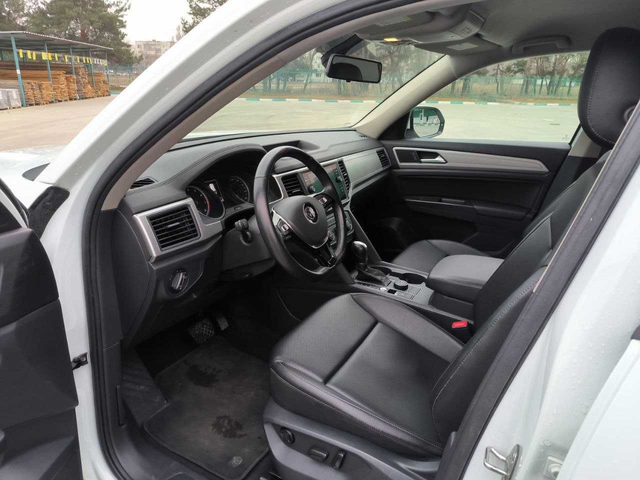 Volkswagen Atlas 2018 SE 3.6L 4 motion