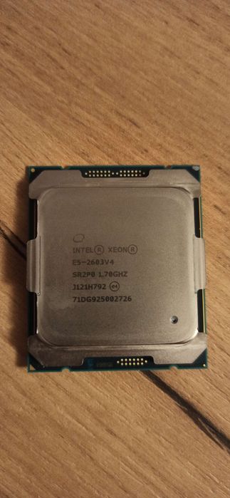 Procesor Intel Xeon E5-2603V4 1,70 GHZ