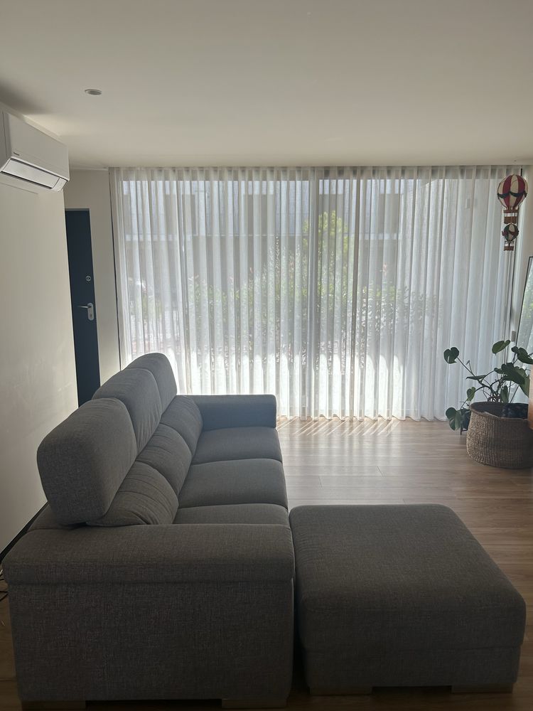 Oportunidade! Sofá 3 lugares de elevada qualidade – Braga
