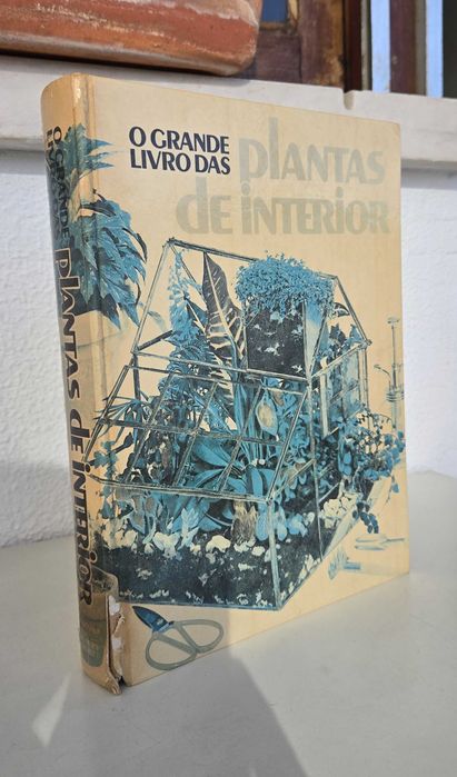 O Grande Livro das Plantas de Interior