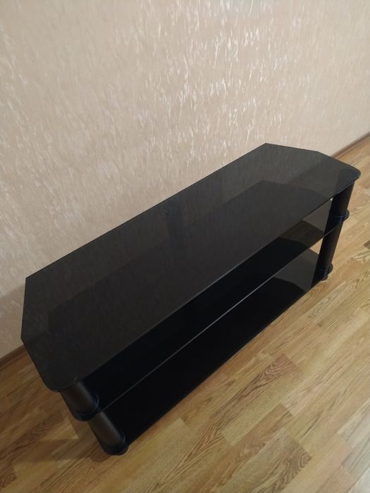 Тумба під телевізор