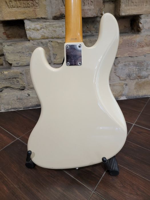 Бас-гитара Fender Jazz Bass. Made in Japan 94-95год.