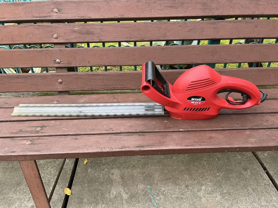 Тримери для саду.