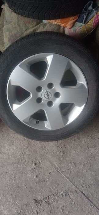 Резина 205/55/R16, одиночка,Continental Premium Contact .