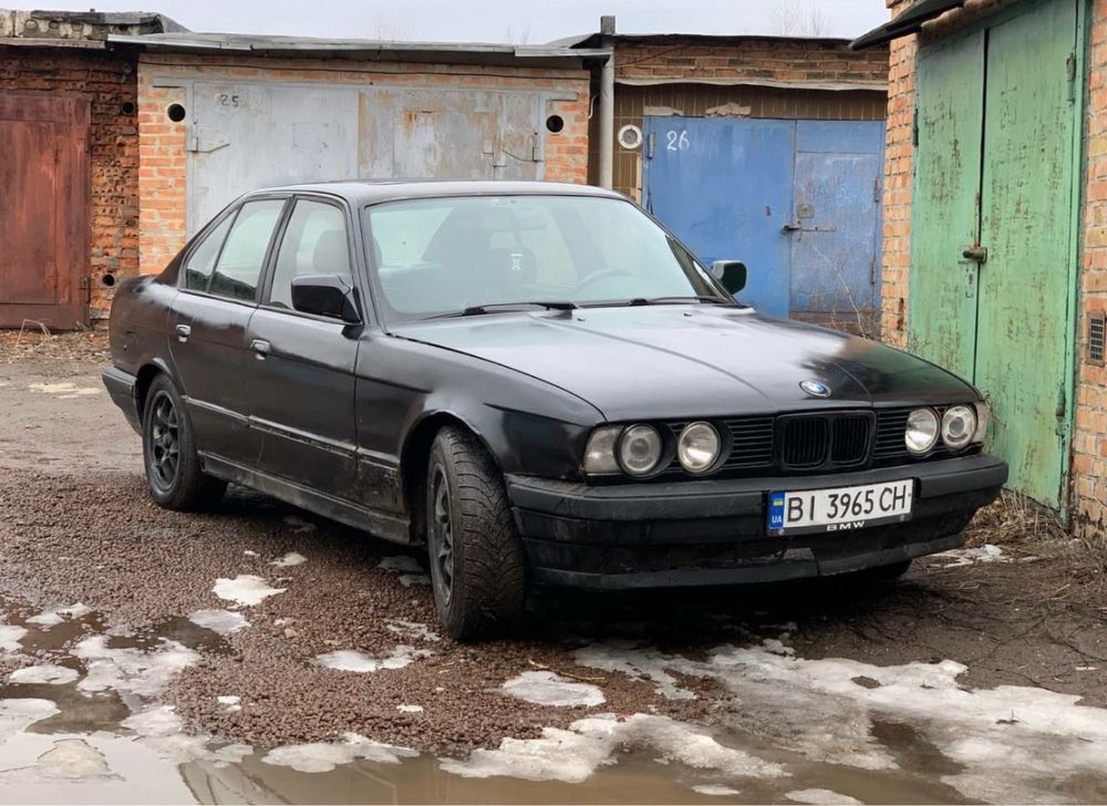 Продам bmw е34 525i