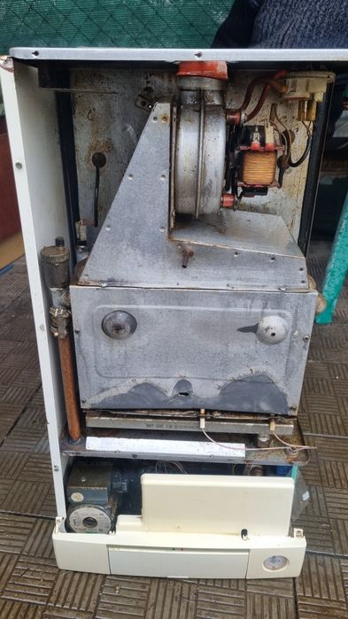 Продам настенный газовый турбинированный котёл