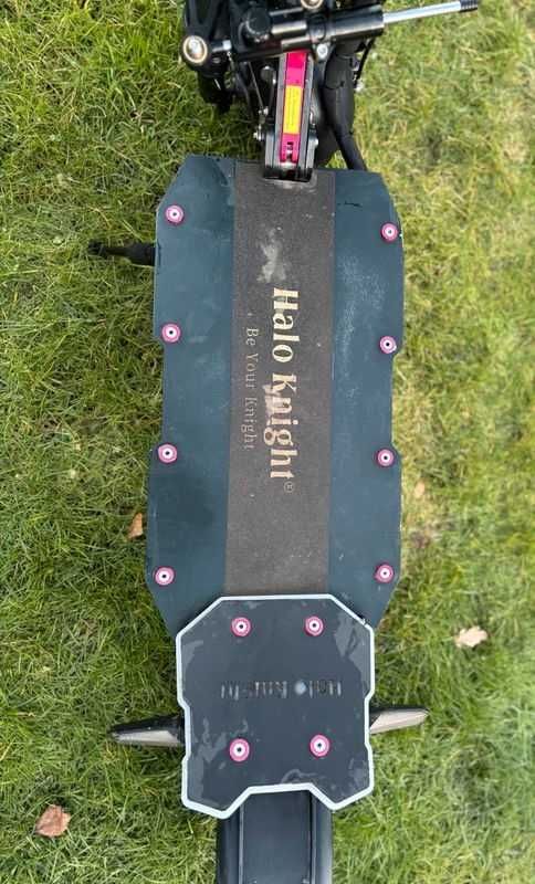 Trotinette électrique Halo Knight T107 pro  800 €