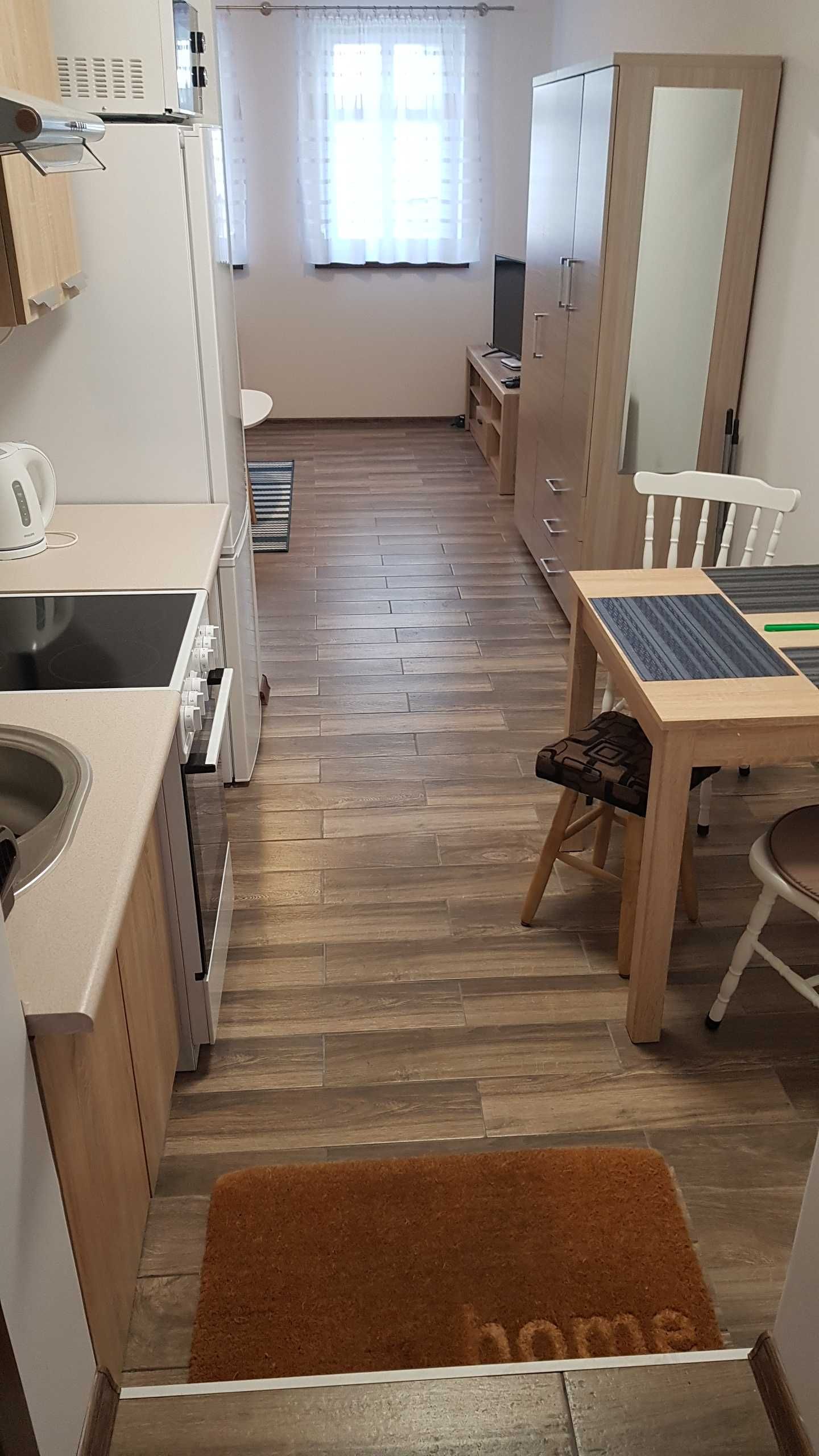 Piękna, umeblowana kawalerka w CENTRUM miasta SzamotułyDOSTĘPNEod15.07