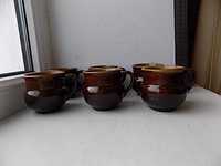 Подарочные чашки коричневые керамика ЛКСФ