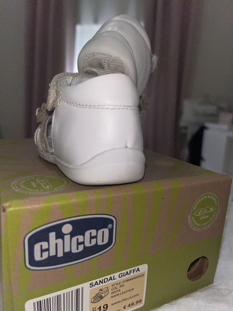 Sandalias de criança marca chicco