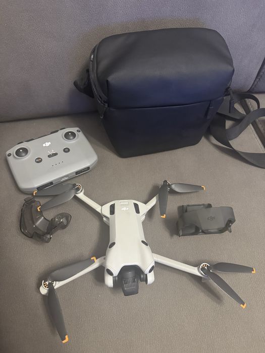 DJI Mini 4 Pro + Extras