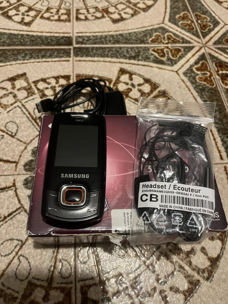 Telefon SAMSUNG GT-C5130