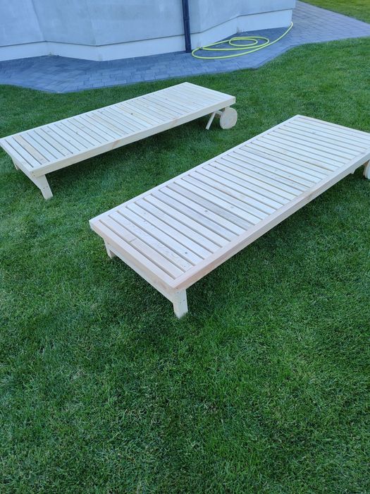 Leżak ogrodowy drewniany