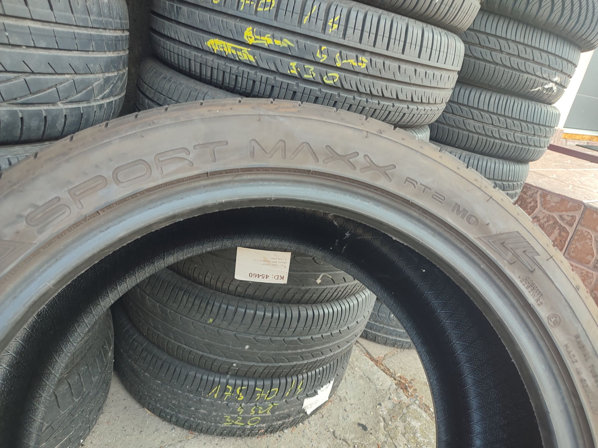 Pojedyncza opona Dunlop Sport Maxx RT2 285/40/20 108Y