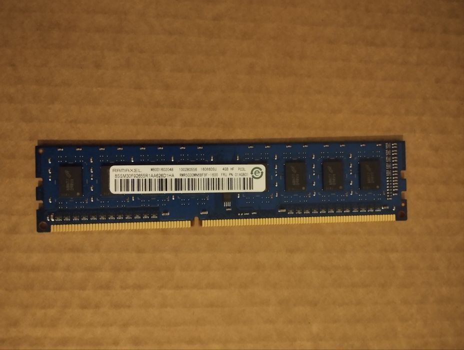 4GB de RAM ddr3 1600mhz