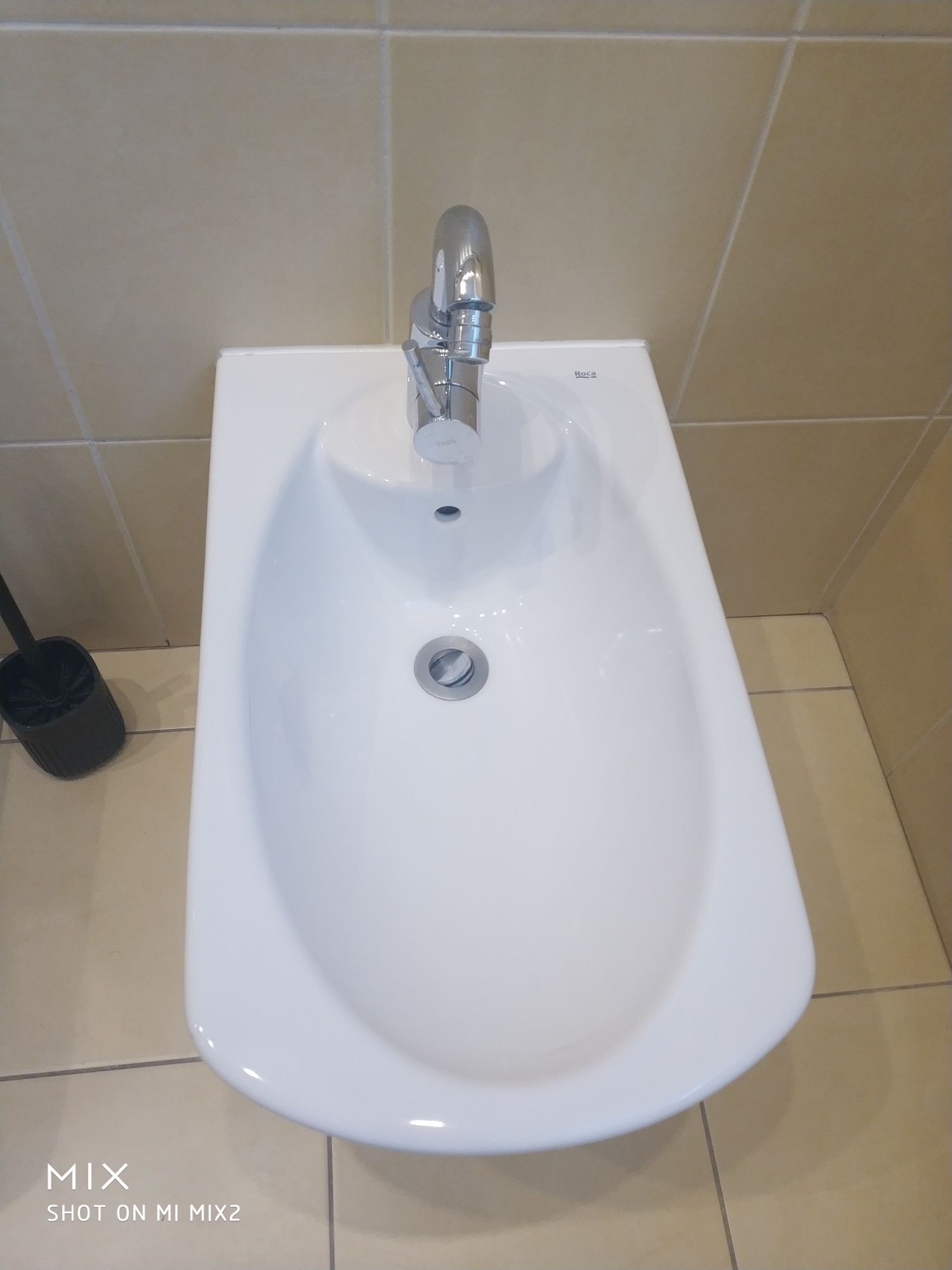 Bidet Roca podwieszany